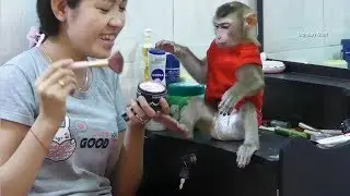 Awesome Monkey Baby Mori Want Mom Add Blusher Make Up For Her