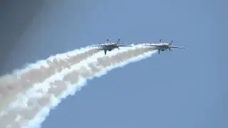 Two Red Bull XA 41  Xtreme