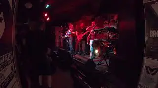 Illimitable Dolor: Kitsune live at Transit Bar