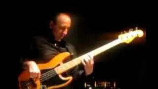 Emiliano De Luca bass solo on Timeline (P. Metheny)