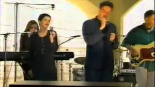 Terry Hall performs Thinking Of You on In Bed With Me Dinner