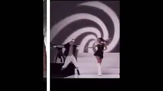 Stan Twitter: Ariana Grande acting Black and acting like a quirky anime girl