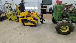 Как не сломать трактор John Deere 5020, если что-то пошло не по плану