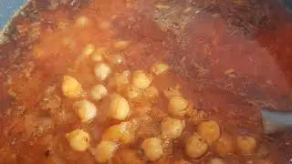Lahori Cholay Recipe | Chaney ka salan | Fatima kitchen &tips