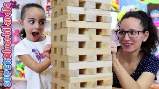 Jenga Gigante! Torre de juguete de madera. Tumbling Stacking! Wood tower.