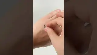Tutorial: Glue fake eyelashes