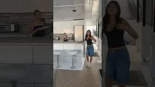 HOUSE BOAT TOUR #jokes #funny