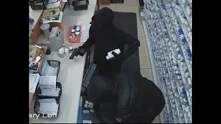 ROBBERY 'MAYHEM': Young gunmen ransack GTA pharmacies stealing drugs and cash