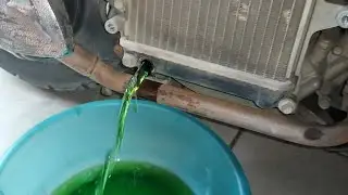 Cách tự thay nước làm mát xe máy tại nhà rất dễ, tiết kiệm chi phí