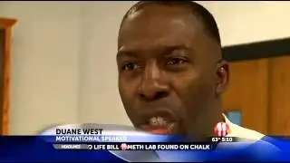 Статья CBS News о борьбе с издевательствами, D West