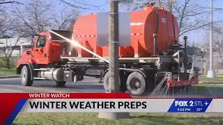 City crews, residents gear up as winter weather moves into STL
