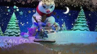 Macy's Holiday Windows 2021: Tiptoe and the Flying Machine