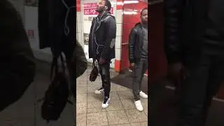 Mannequin challenge (souvenir entre amis)