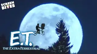 E.T. Extra -Terrestrial | Flyin' High: Moon Scene  (ft 'Elliot', Henry Thomas)