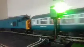 Hornby Class 37 R751 Intercity