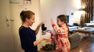 Lea-Gaya-Handjeklap