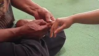 Sliding ring finger therapy