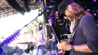 Mickey Madden of Maroon 5  Good feelings on Honda Civic Tour