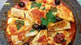 Filetti di merluzzo in padella, con patate e olive
