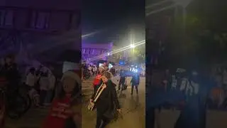 Офицер полиции Лос-Анджелеса пытался арестовать меня, когда я протестовал против саентологии на р...