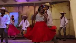 Escuela Superior De Danza Folklorica Zitlalkiahuitl 