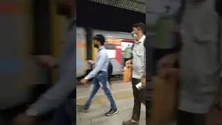 Kutch Superfast Special train at vapi station || 09455 bandra terminus to kutch || Vapi station ||