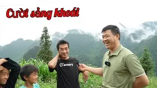 Xem Sùng vi vu cười rụng răng. Các cháu Chứ Dia Xúa thay đổi sau nhiều ngày gặp lại
