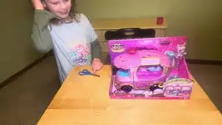 Magic Mixies Potion Truck Unboxing