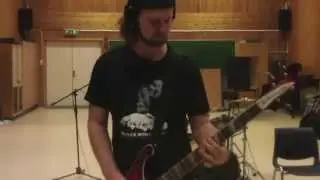 Revolt i studio - Dag 2: Bass og gitarer