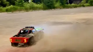 1/7 FMS Ford Bronco RTR EB test run (with sound system)