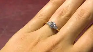 TR1054 Round Cut Three Stone Diamond Engagement Ring