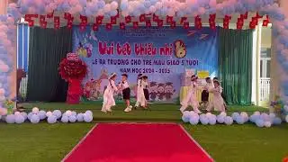 Tiết mục múa liên khúc 