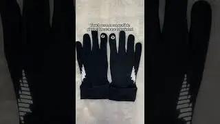 Stay warm & connected with gloves designed for your phone #touchscreengloves