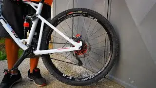 DT Swiss E1900 Spline - Unboxing and Hub Sound