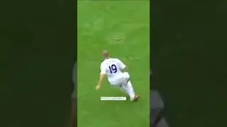 Gardner's reaction to Adel Taarabt's nutmeg😂🇲🇦 #shorts #football