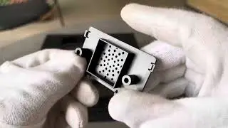 AAMHHM Supporto girevole per schermo per Tesla Model Y, Dovrebbero farlo di serie