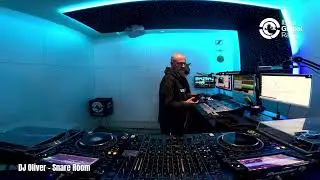 DJ Oliver - Snare Room