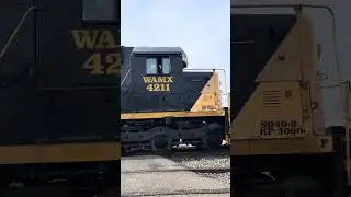 KN381 passing Albany