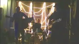 Love thy Neighbours, Humble - The Shifties