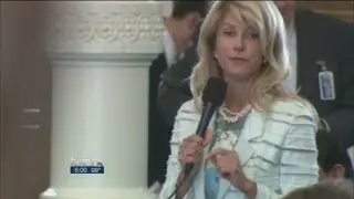 Sen. Wendy Davis more than 7 hours into filibuster