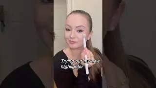 Trying out OFRA cosmetics highlighter 🫶