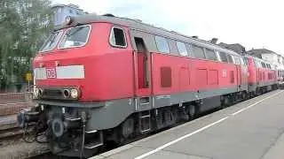218 491 und 218 494 werden gestartet (6.6.2011 in Friedrichshafen Stadt)