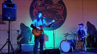 Acoustic Couch - Fade Into You - live @ Chaos Mountain Brewery, Callaway Virginia