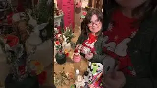 Busy Craft Room Friday | Making Christmas Spool Decor for Craft Shows