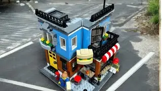 Building LEGO CREATOR 31050 Corner Deli (2016)
