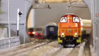 Il plastico ferroviario del Gruppo Expotrain di Genova Quinto - Transiti in epoche varie