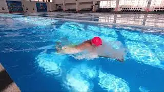 Demo of freestyle and breaststroke techniques.