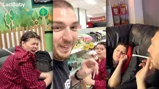 Когда папа троллит маму бумажной трубочкой из Макдоналдса 🤣🥤
