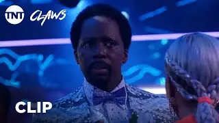 Claws: &ldquo;Things Have Just Been Hella Extra&rdquo; Season 3, Episode 10 [CLIP] | TNT
