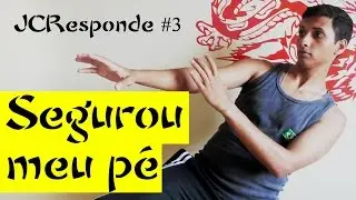 O Adversário segurou minha perna, o que fazer?